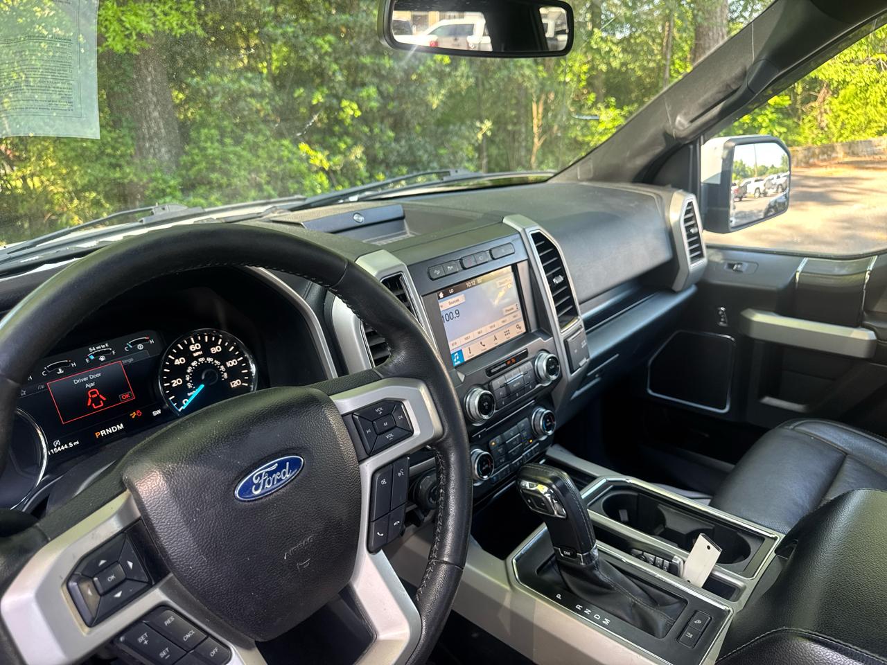 Ford F-150 4WD SuperCab 145" Lariat 2018