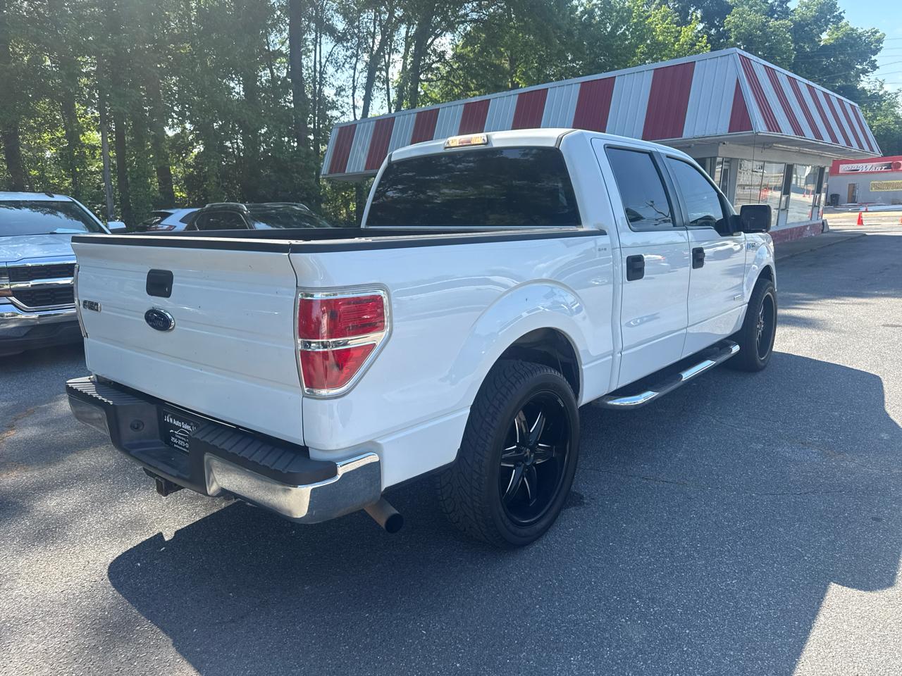 Ford F-150 2WD SuperCrew 145" XL 2013