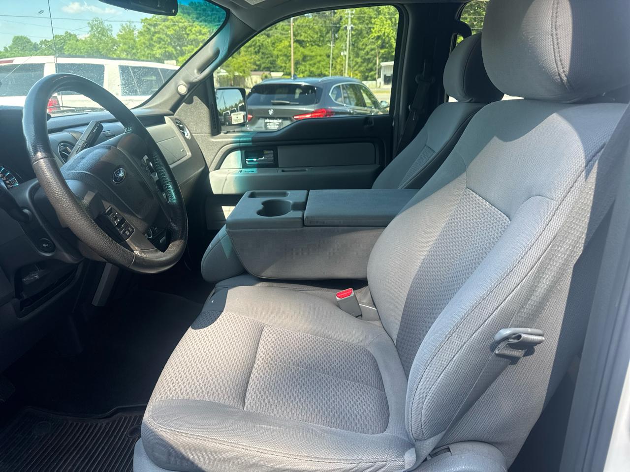 Ford F-150 2WD SuperCrew 145" XL 2013