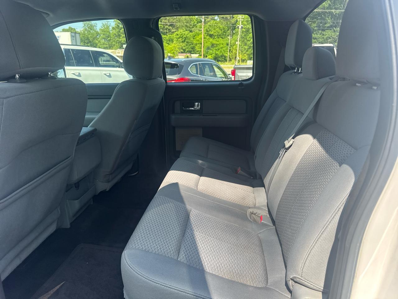 Ford F-150 2WD SuperCrew 145" XL 2013