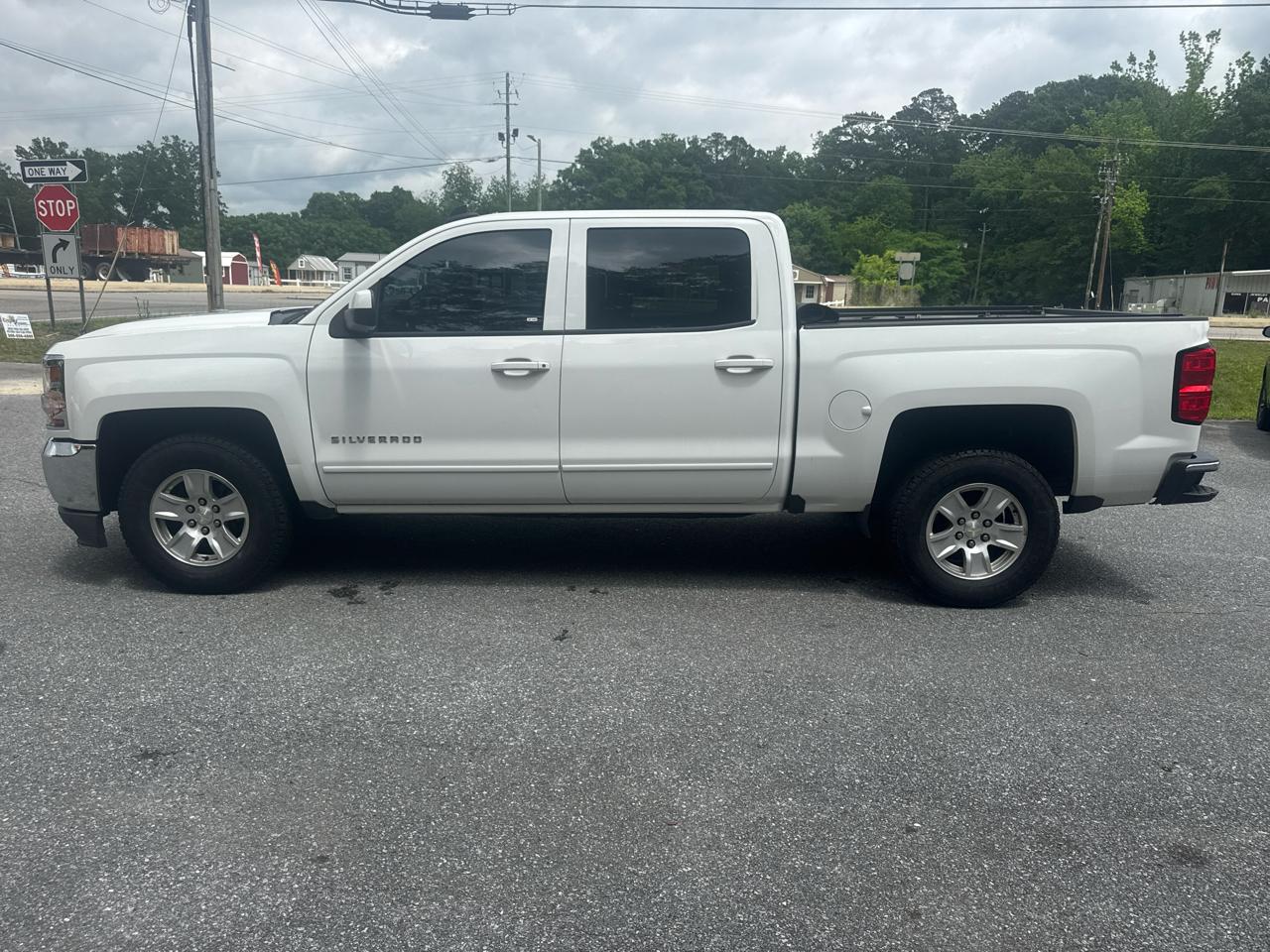 Chevrolet Silverado 1500 4WD Crew Cab 143.5" LT 2018