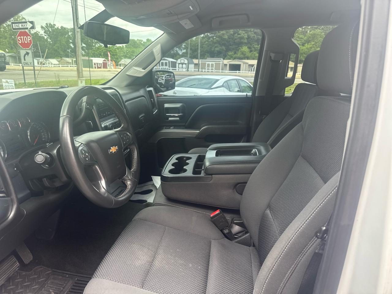 Chevrolet Silverado 1500 4WD Crew Cab 143.5" LT 2018