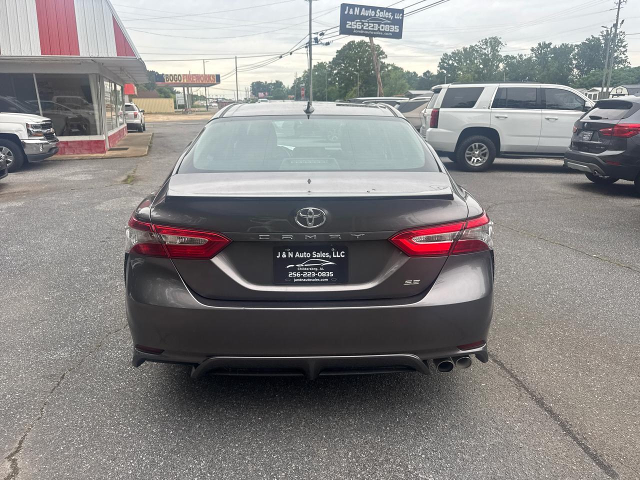 Toyota Camry XLE 2019