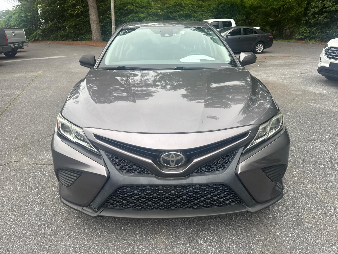 Toyota Camry XLE 2019