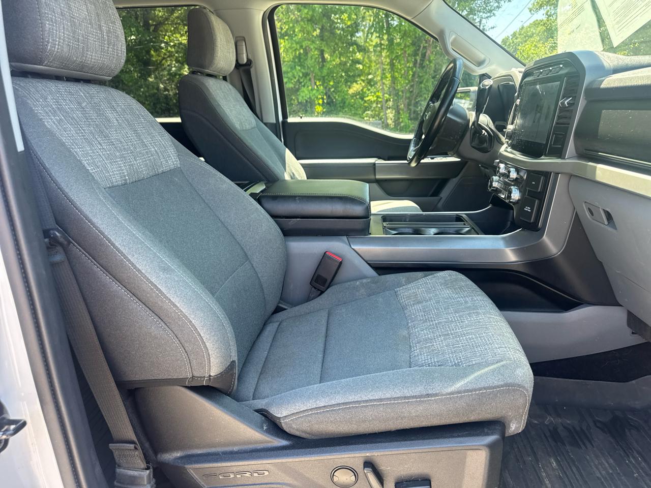 Ford F-150 4WD SuperCrew 145" XLT 2022