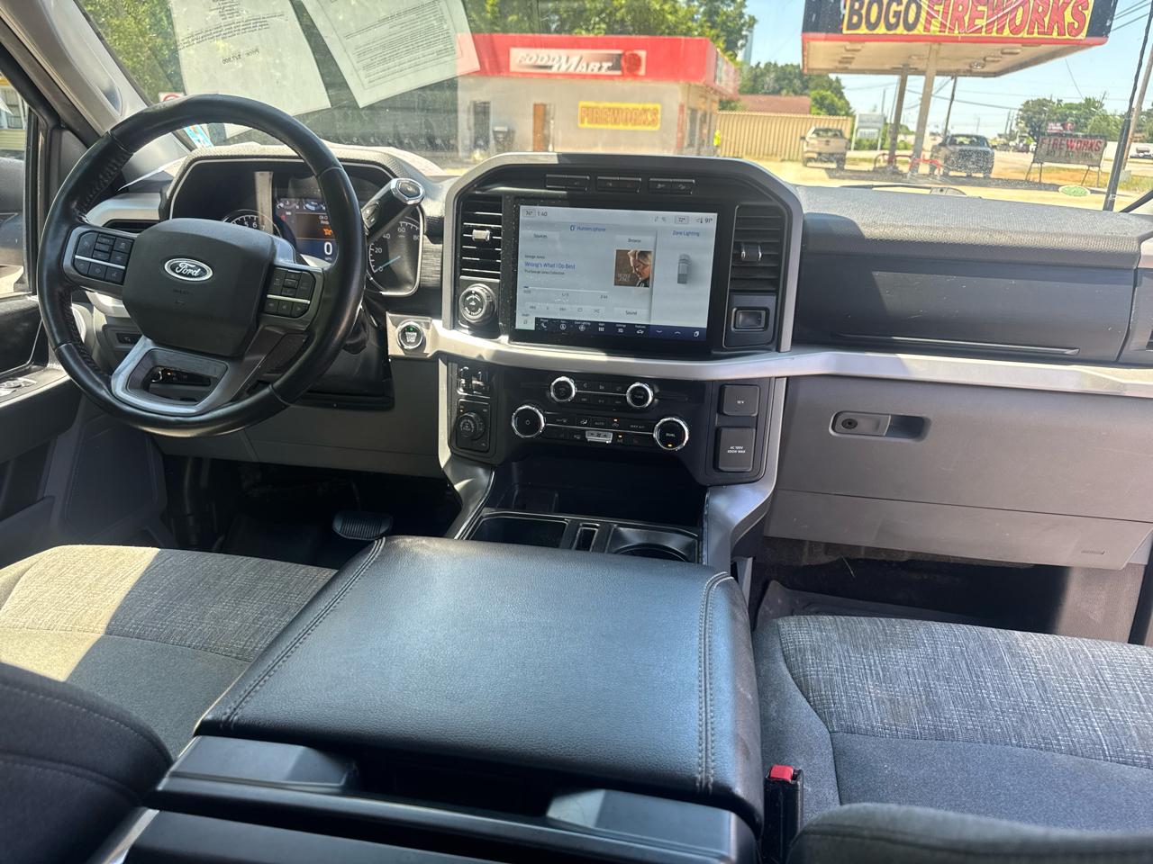 Ford F-150 4WD SuperCrew 145" XLT 2022