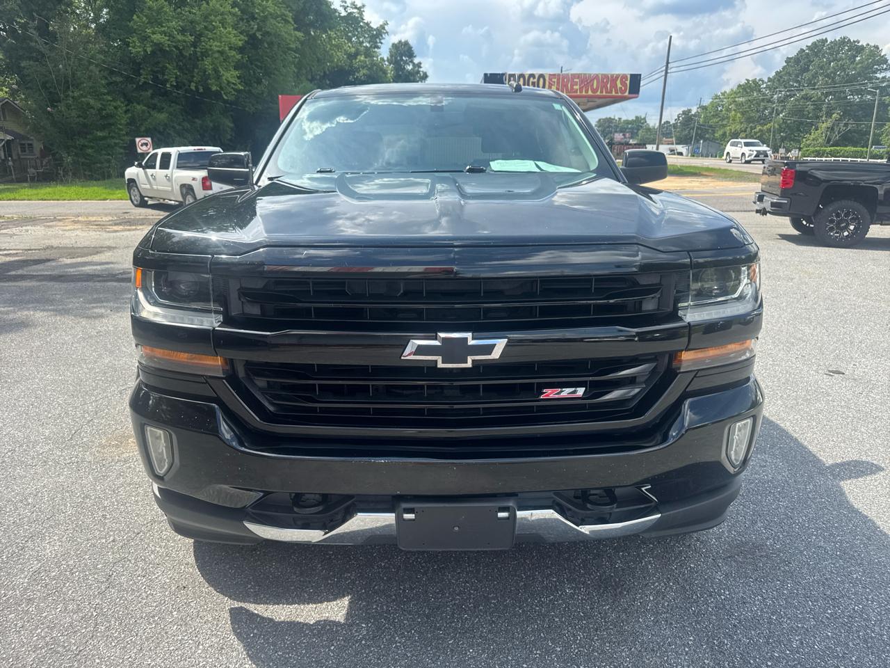 Chevrolet Silverado 1500 4WD Crew Cab 143.5" LT 2017
