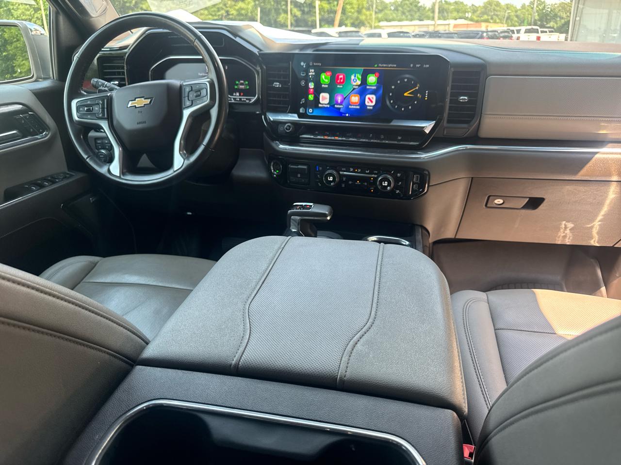 Chevrolet Silverado 1500 4WD Crew Cab 143.5" LTZ 2024