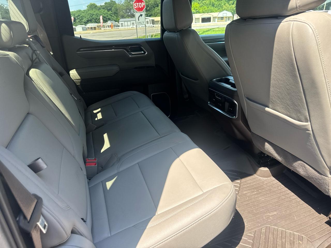 Chevrolet Silverado 1500 4WD Crew Cab 143.5" LTZ 2024