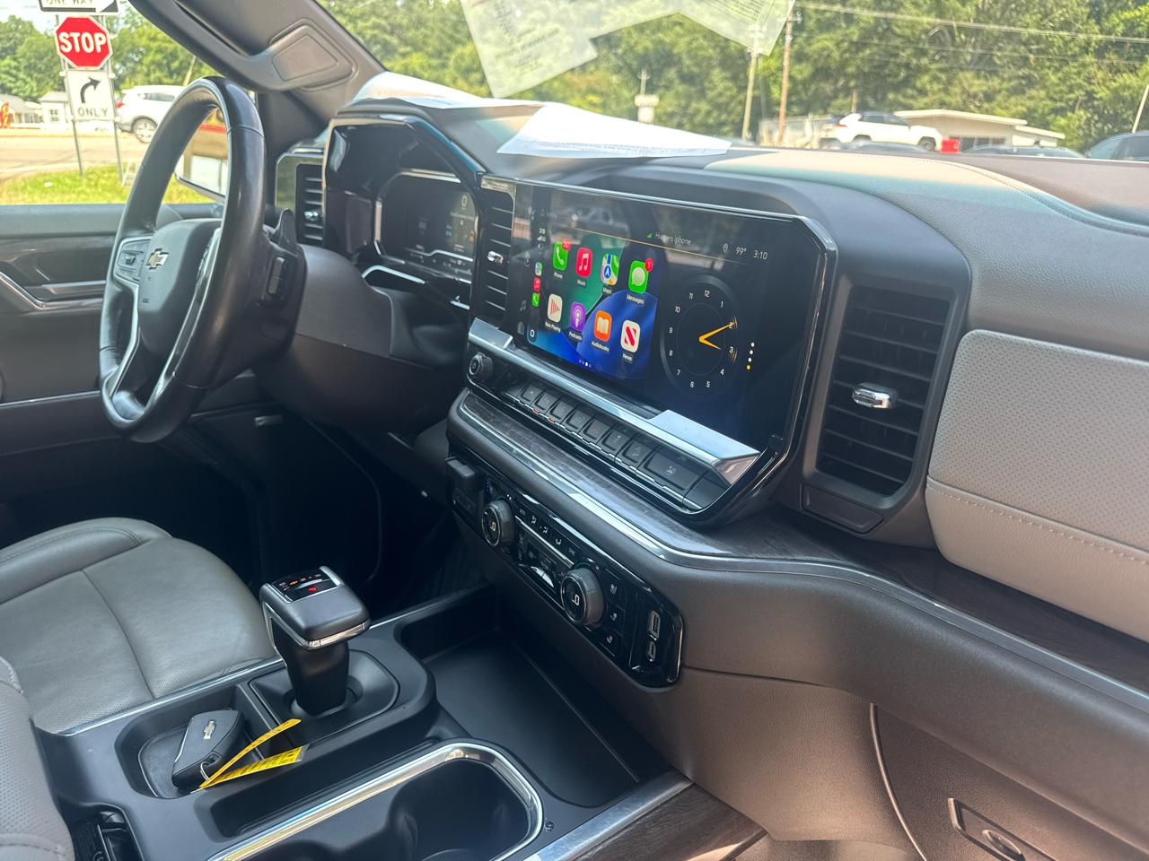 Chevrolet Silverado 1500 4WD Crew Cab 143.5" LTZ 2024