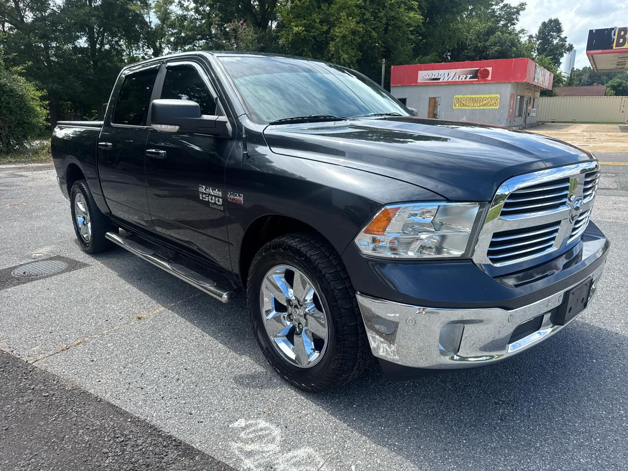 RAM 1500 Classic Tradesman Crew Cab SWB 4WD 2019