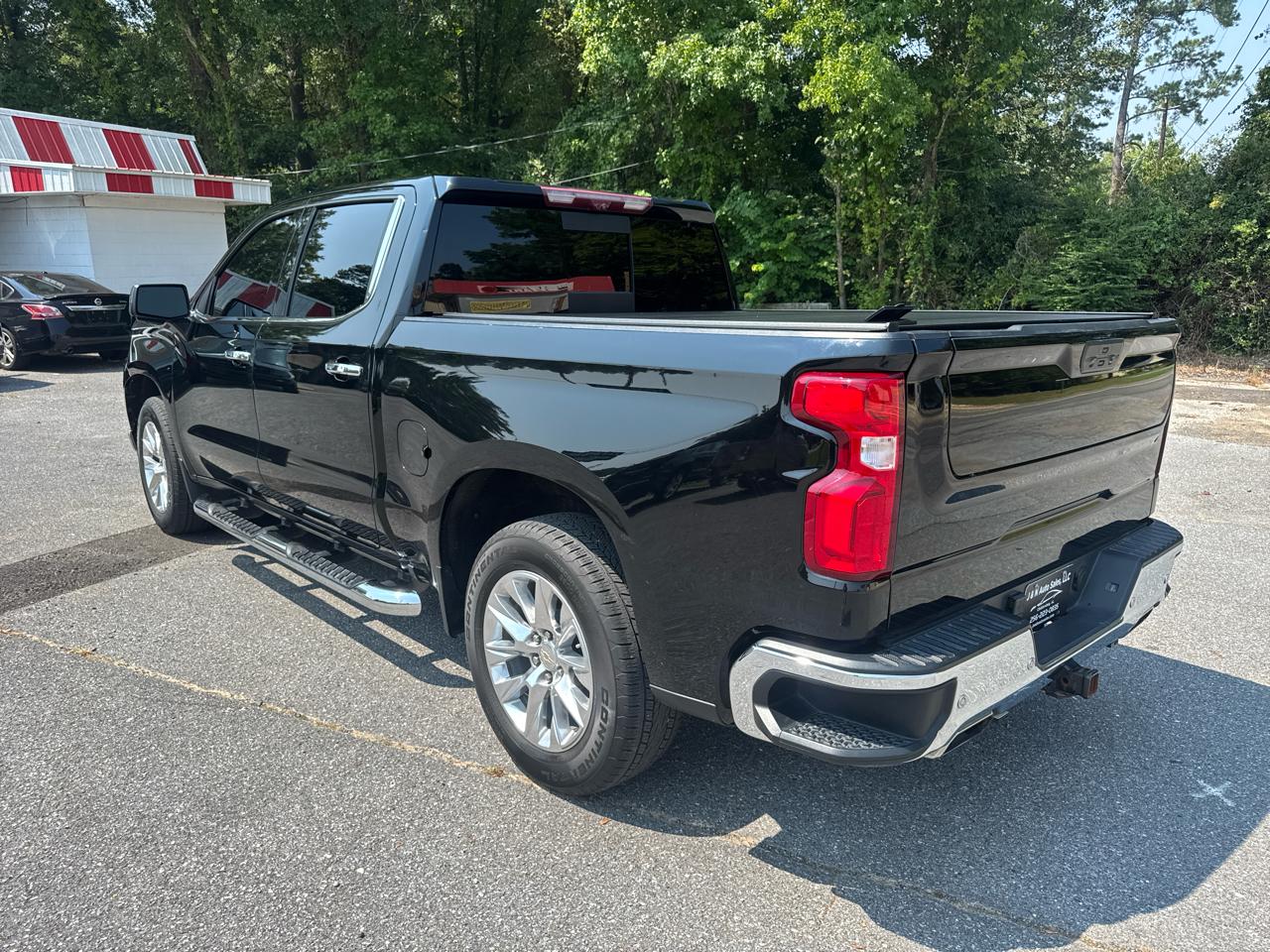 Chevrolet Silverado 1500 Limited LTZ Crew Cab 4WD 2022