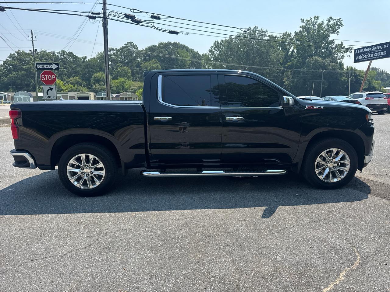 Chevrolet Silverado 1500 Limited LTZ Crew Cab 4WD 2022