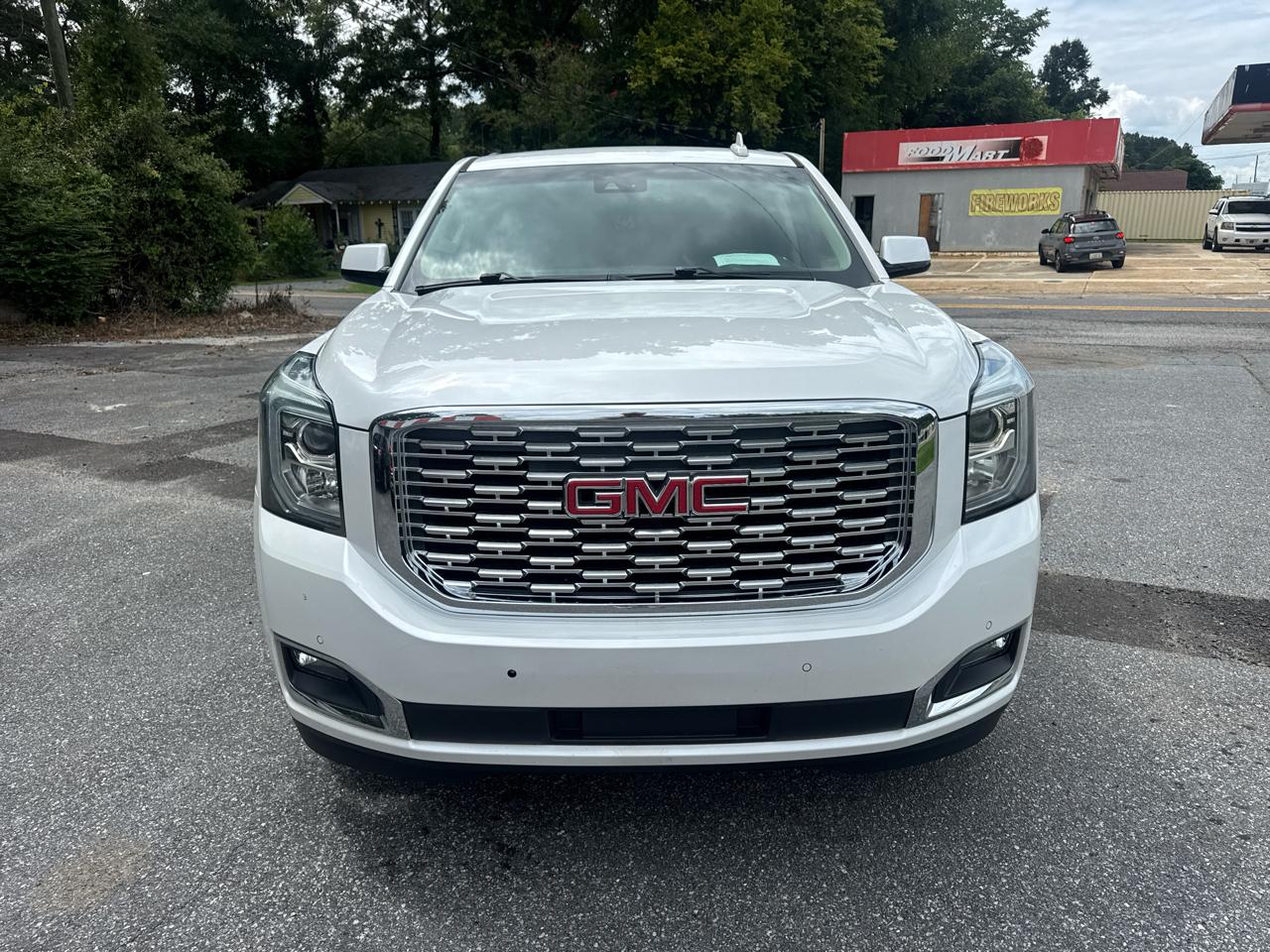 GMC Yukon Denali 4WD 2020