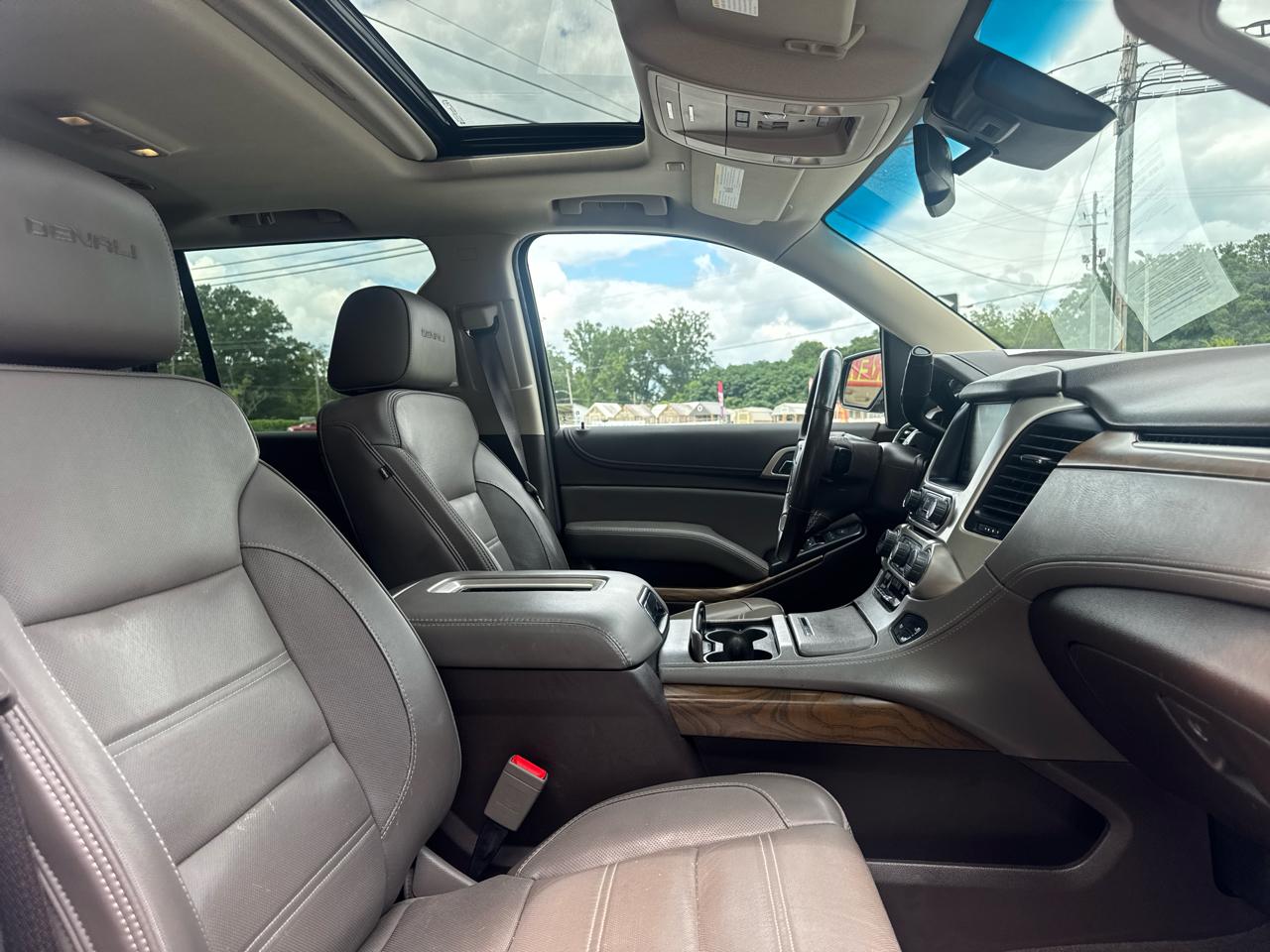 GMC Yukon Denali 4WD 2020