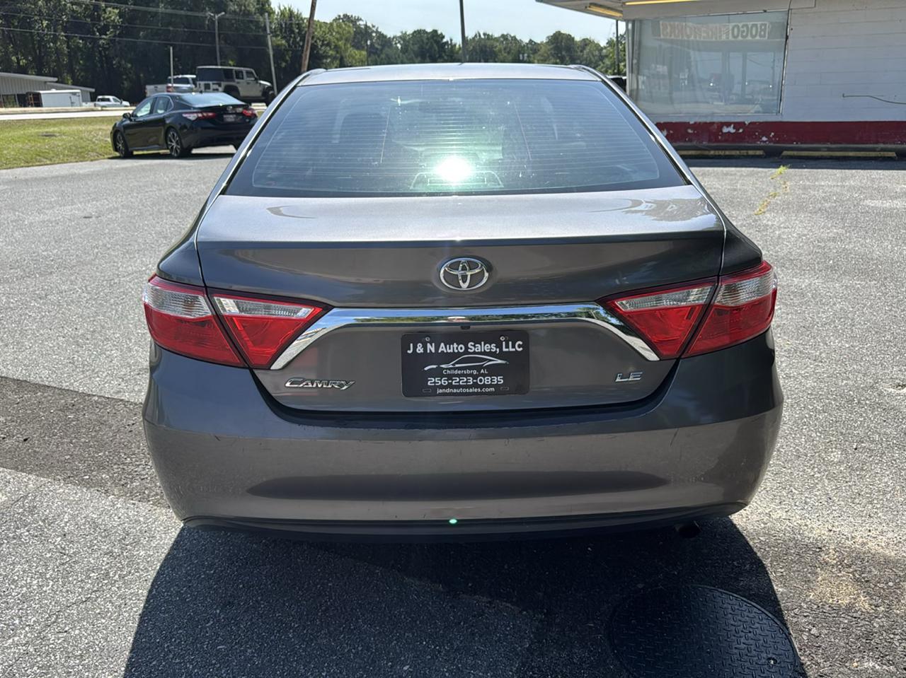 Toyota Camry SE 2015