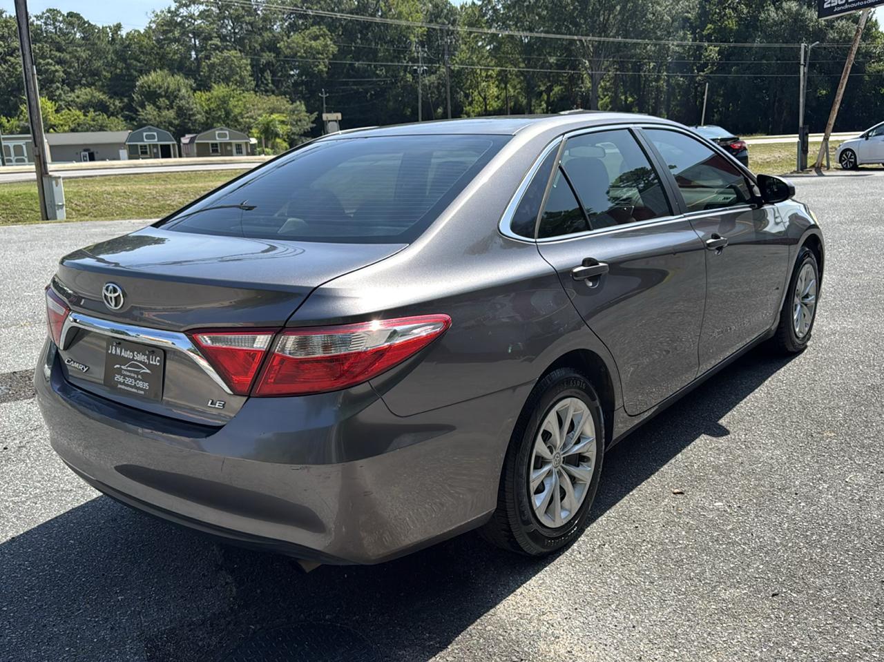 Toyota Camry SE 2015