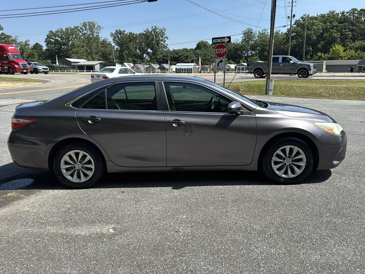 Toyota Camry SE 2015