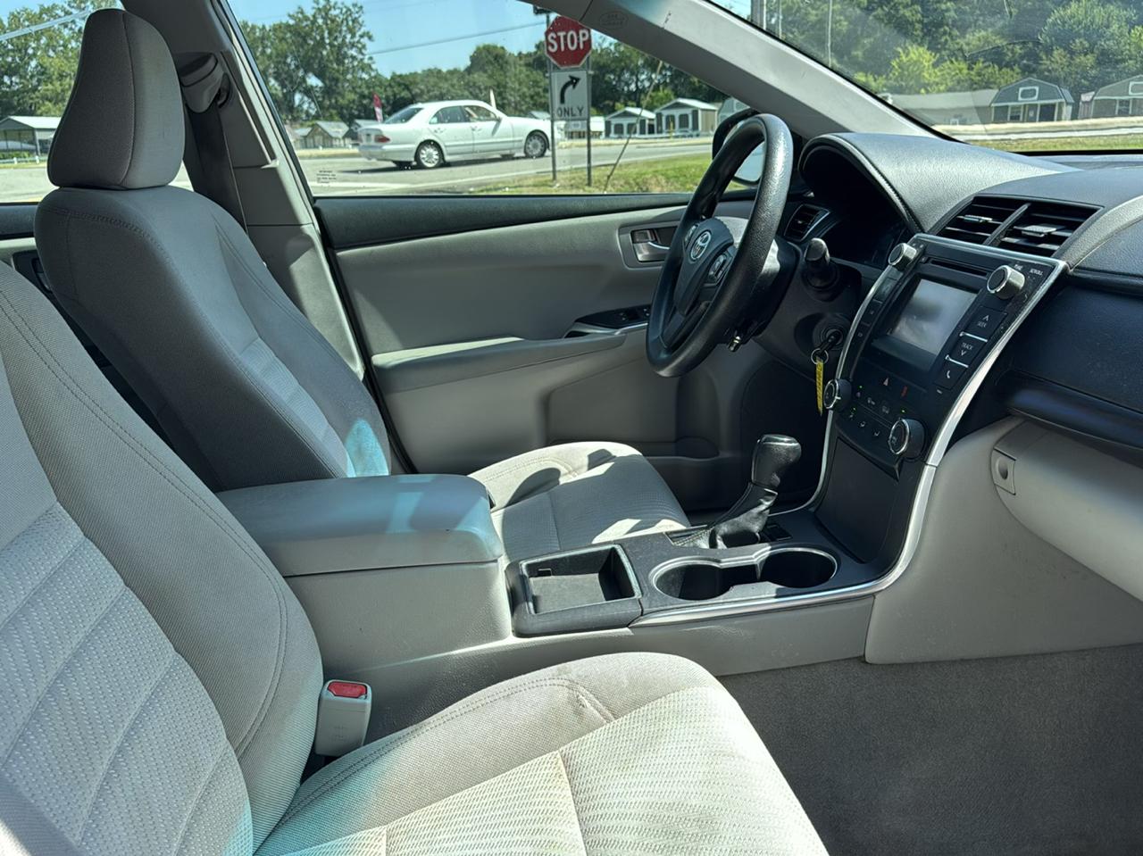 Toyota Camry SE 2015