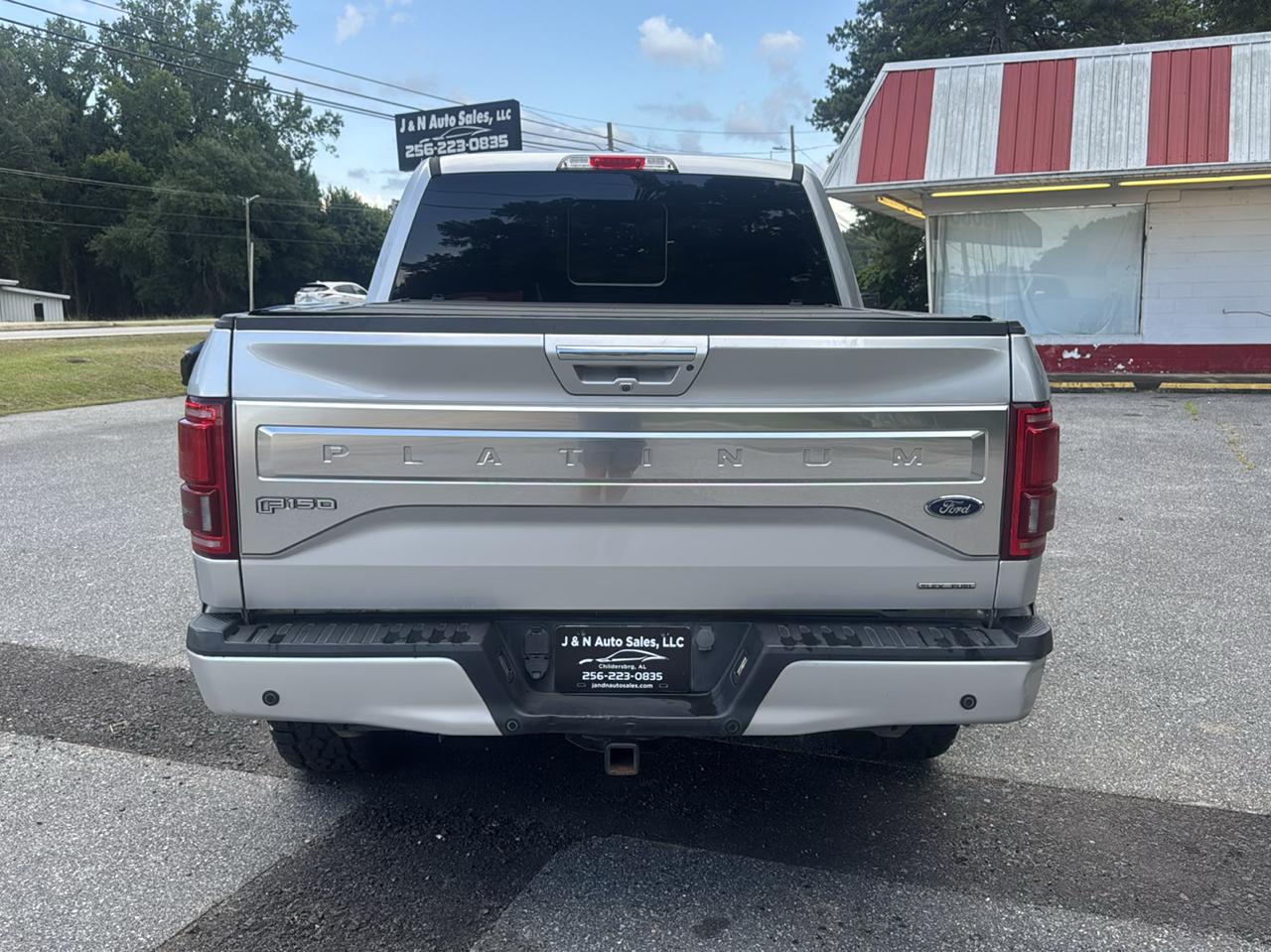 Ford F-150 4WD SuperCrew 145" Platinum 2015