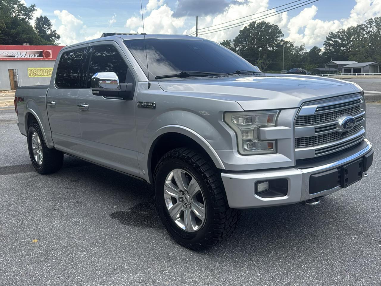 Ford F-150 4WD SuperCrew 145" Platinum 2015