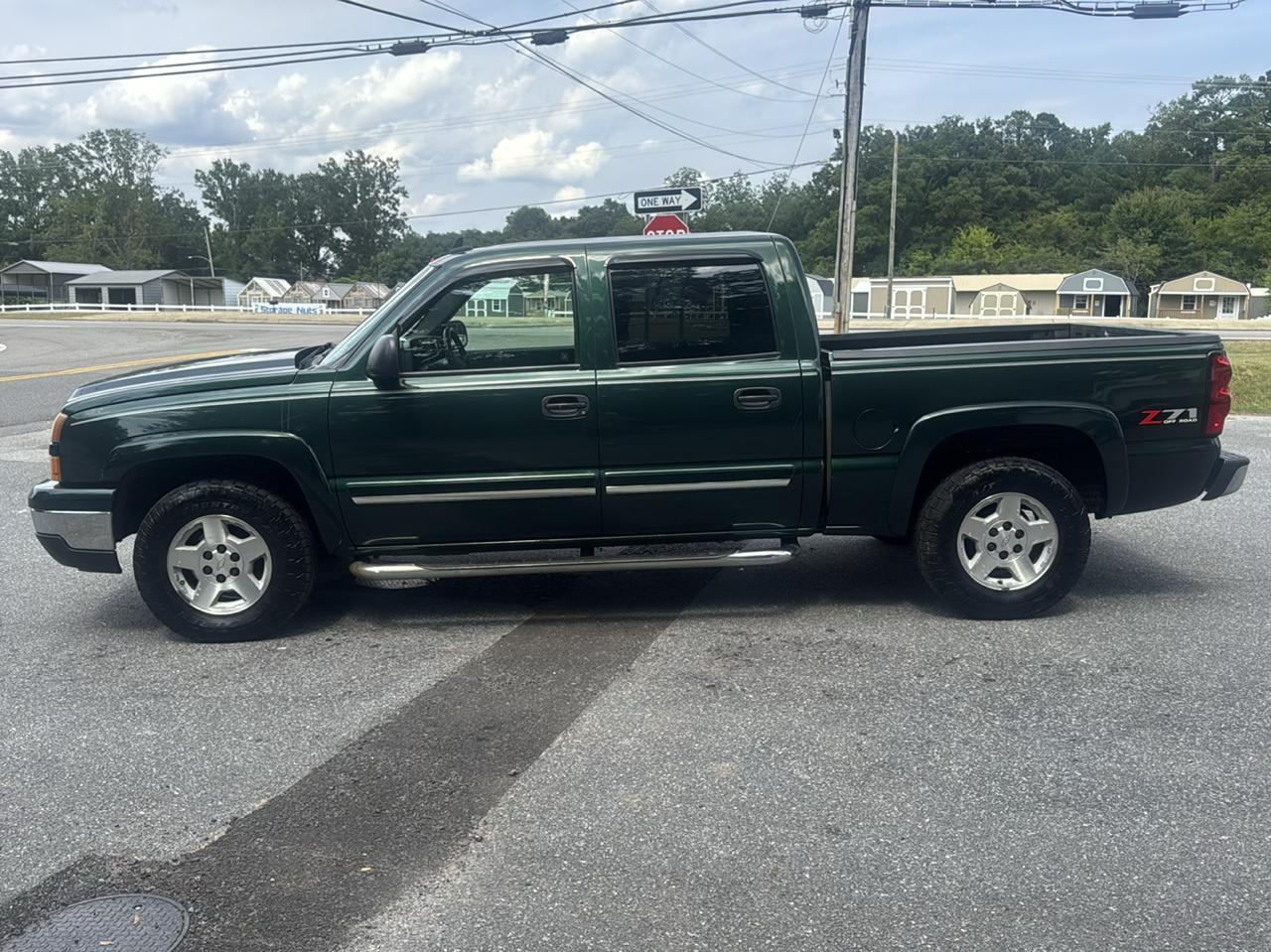 Chevrolet Silverado 1500 4dr Ext Cab 157.5" WB 4WD LS 2006
