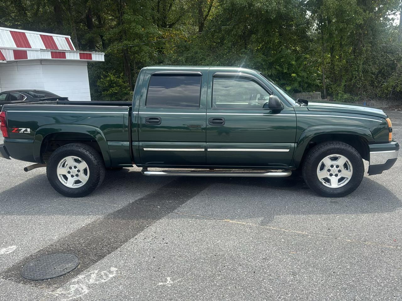 Chevrolet Silverado 1500 4dr Ext Cab 157.5" WB 4WD LS 2006