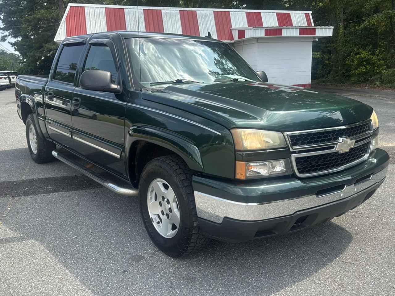Chevrolet Silverado 1500 4dr Ext Cab 157.5" WB 4WD LS 2006