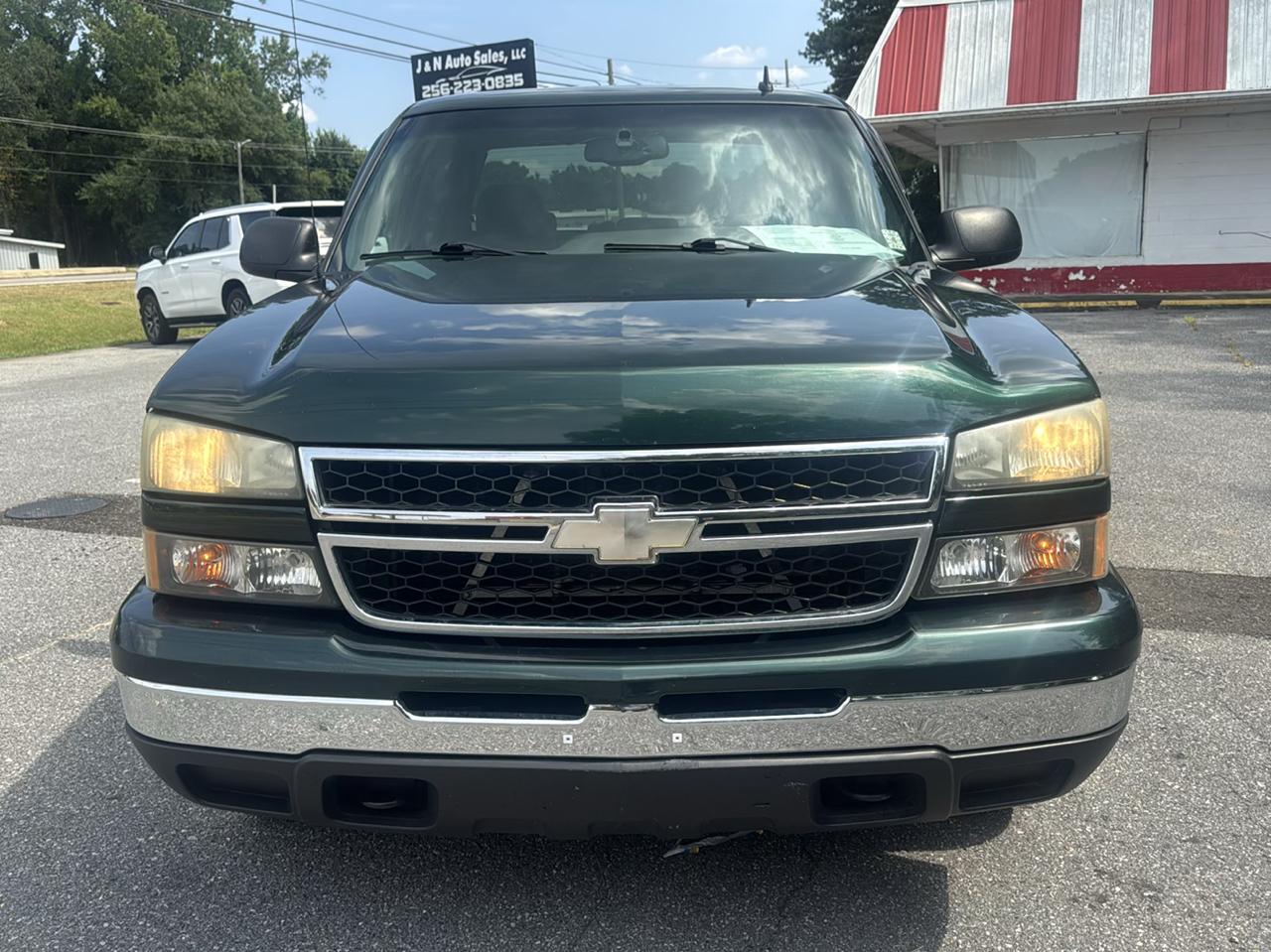 Chevrolet Silverado 1500 4dr Ext Cab 157.5" WB 4WD LS 2006