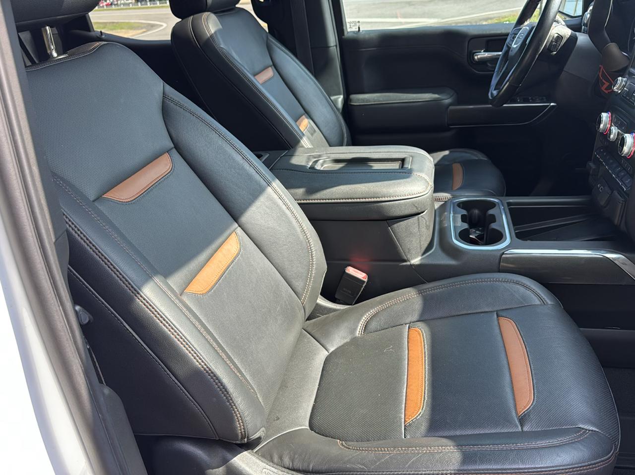 GMC Sierra 1500 AT4 Crew Cab Short Box 4WD 2021