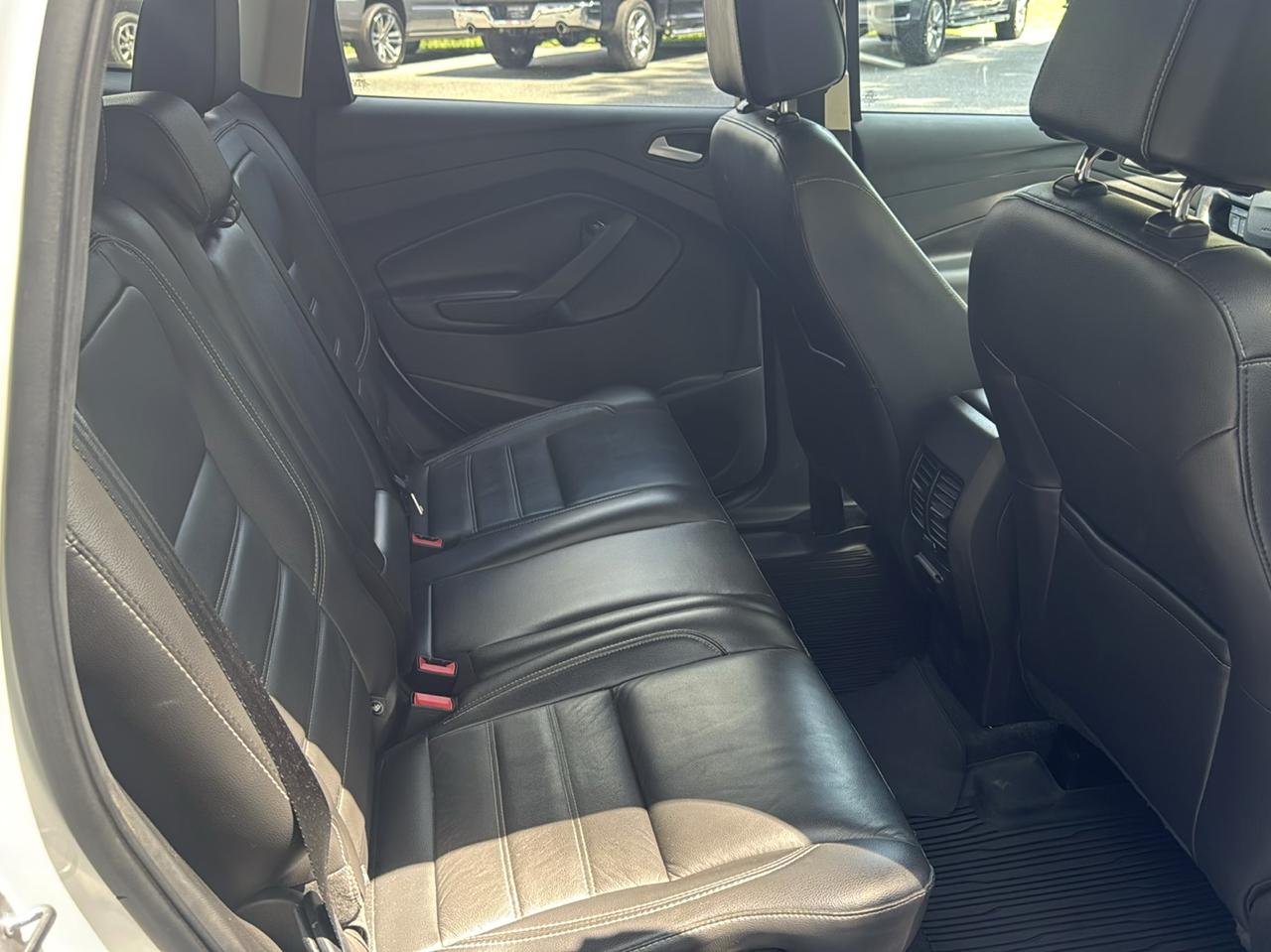 Ford Escape Titanium FWD 2017
