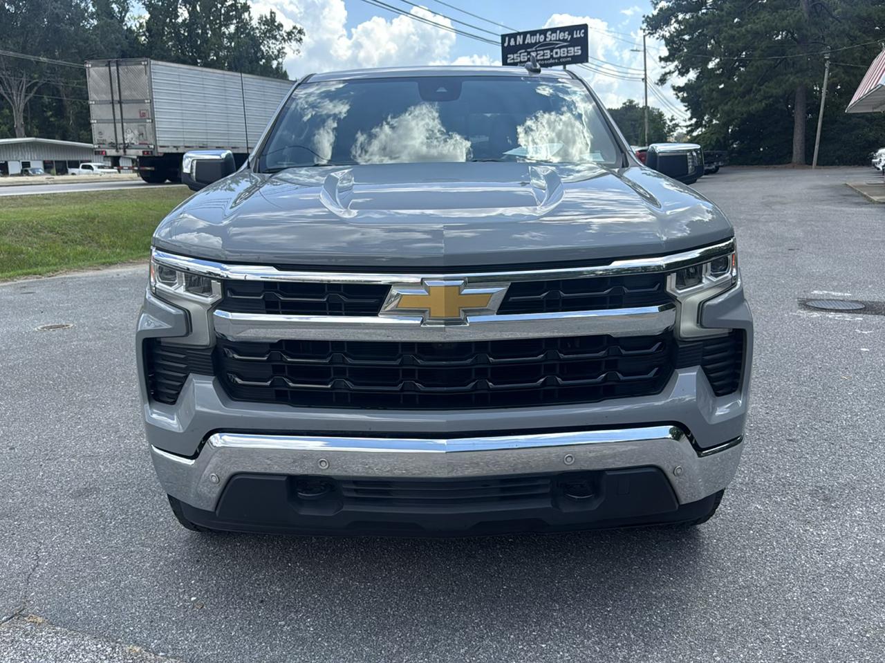 Chevrolet Silverado 1500 1LT Crew Cab 4WD 2024