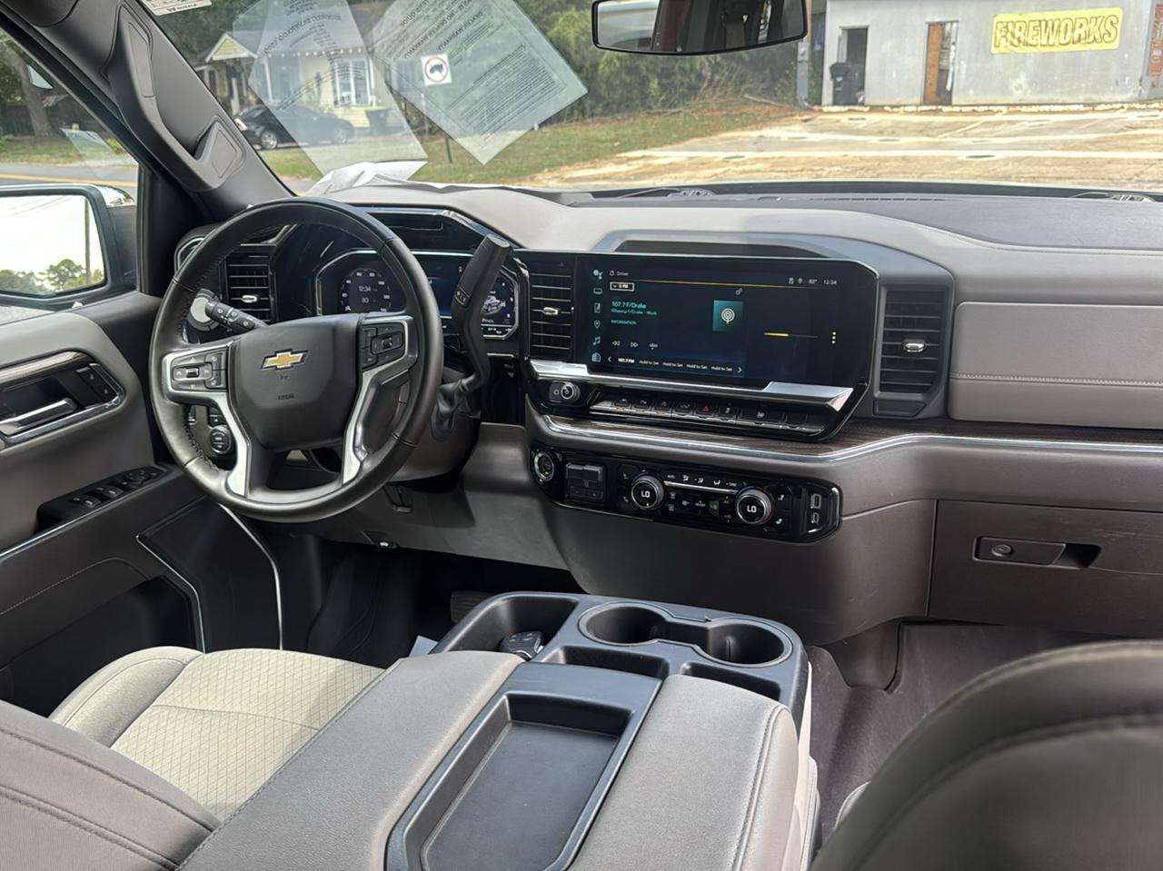 Chevrolet Silverado 1500 1LT Crew Cab 4WD 2024