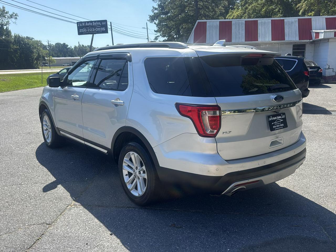 Ford Explorer 2WD 4dr V6 XLT 2017