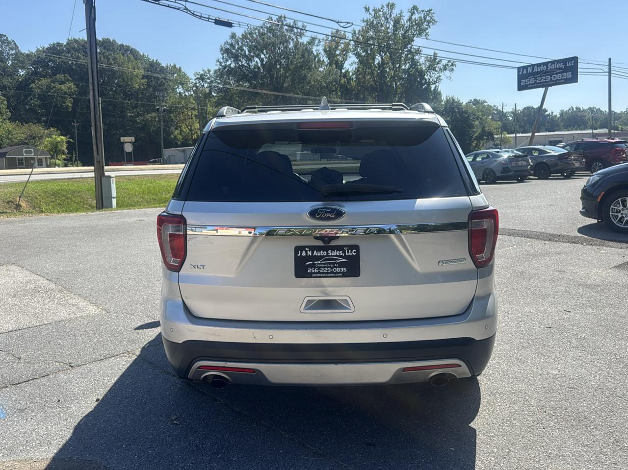 Ford Explorer 2WD 4dr V6 XLT 2017