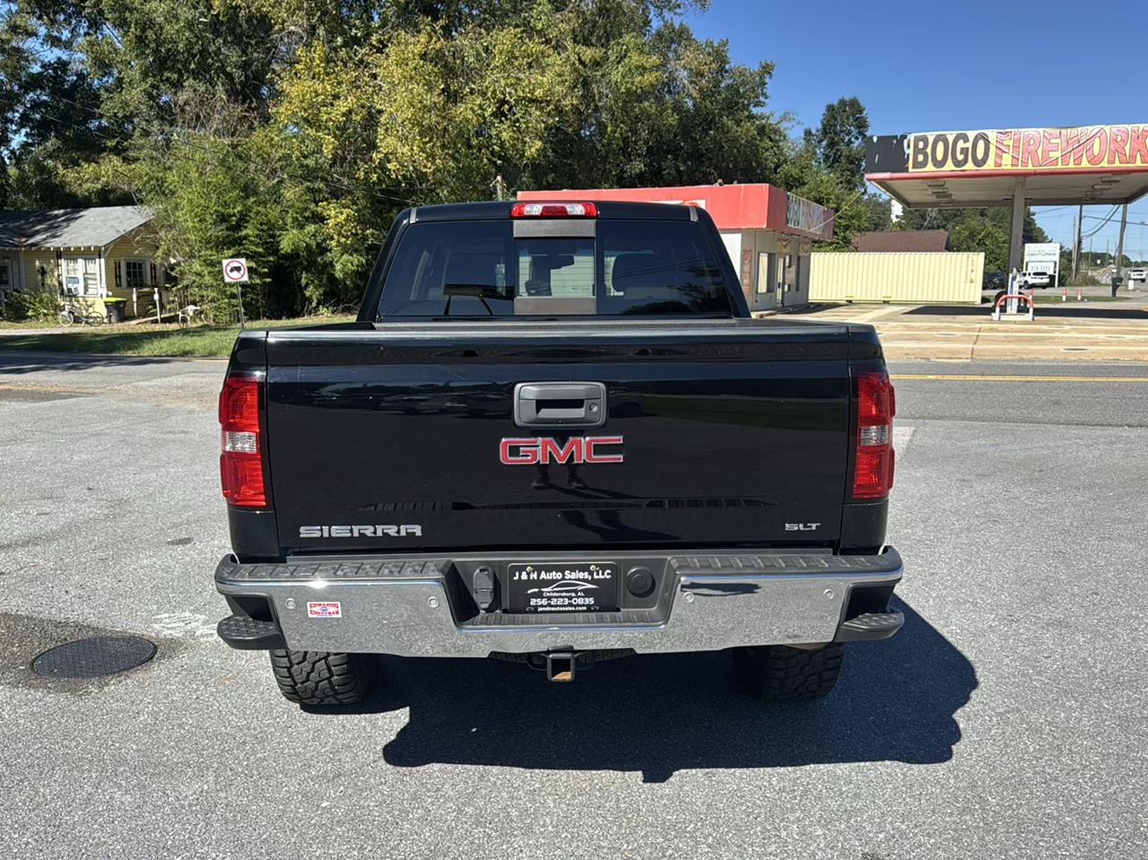 GMC Sierra 1500 4WD Crew Cab 143.5" SLT 2015