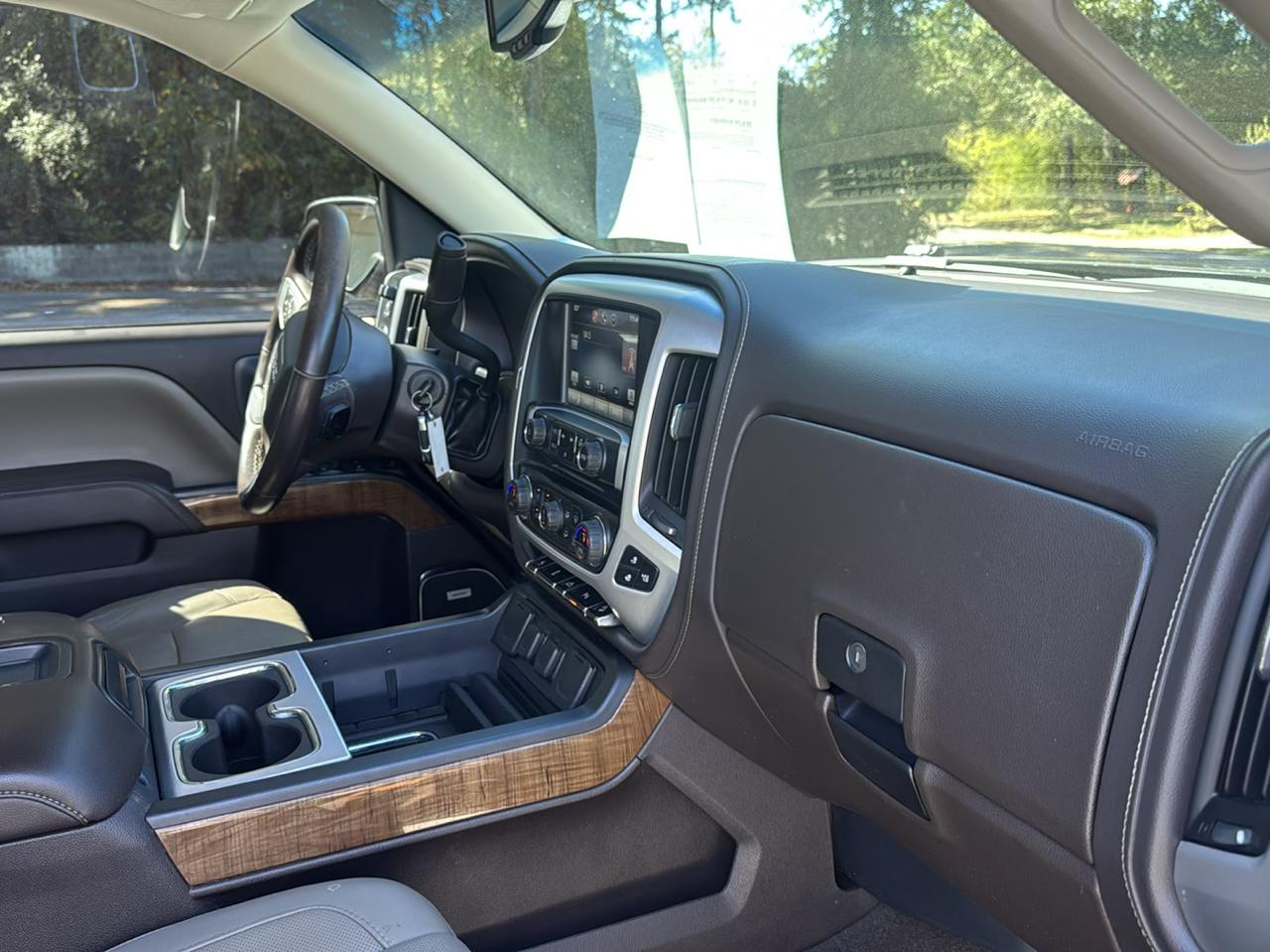 GMC Sierra 1500 4WD Crew Cab 143.5" SLT 2015