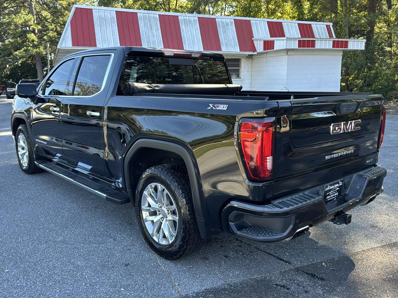 GMC Sierra 1500 4WD Crew Cab 143.5" SLT 2019