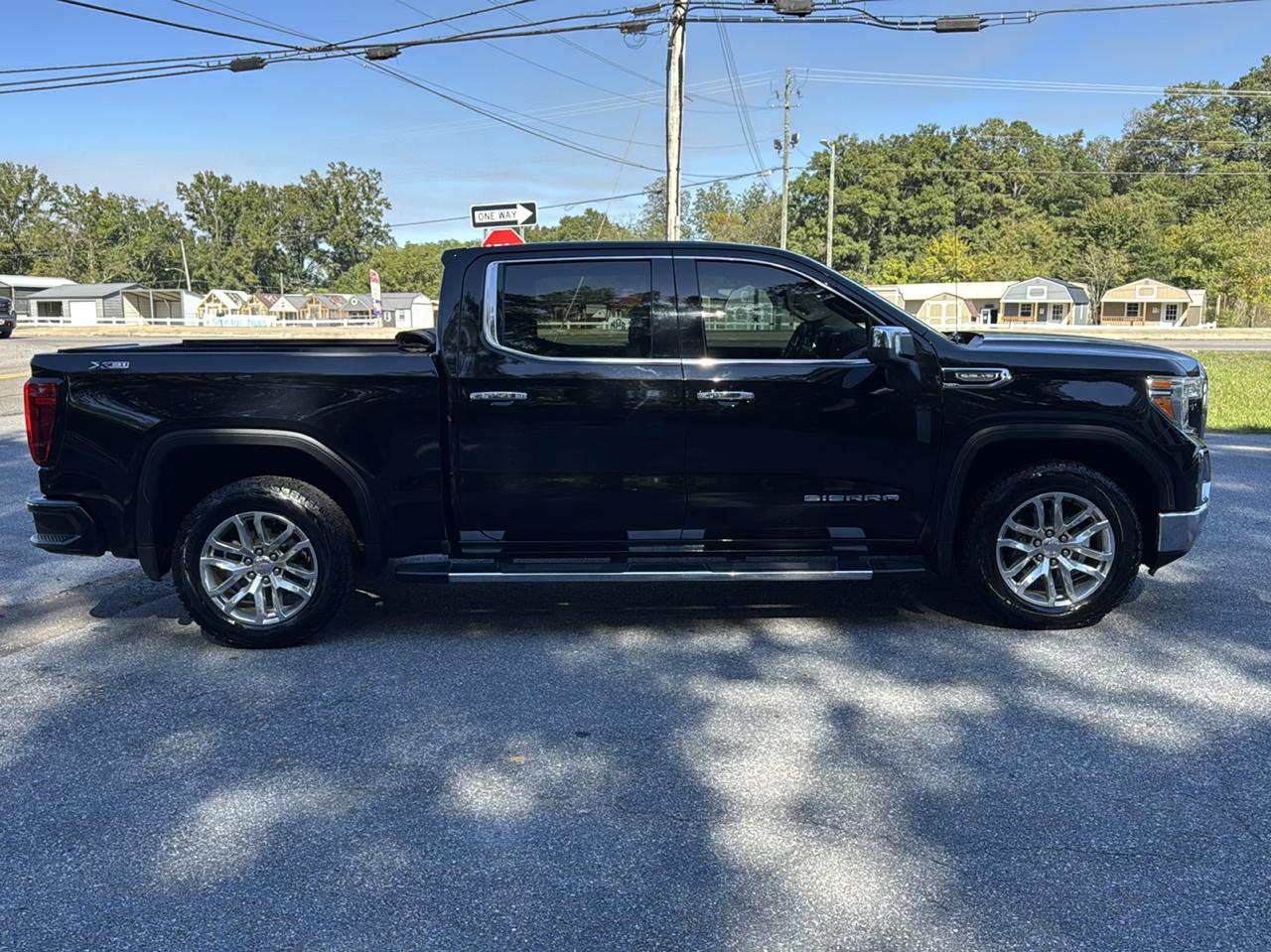 GMC Sierra 1500 4WD Crew Cab 143.5" SLT 2019