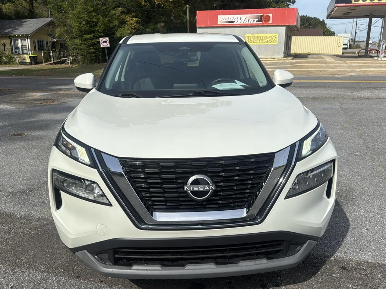Nissan Rogue SV 2023
