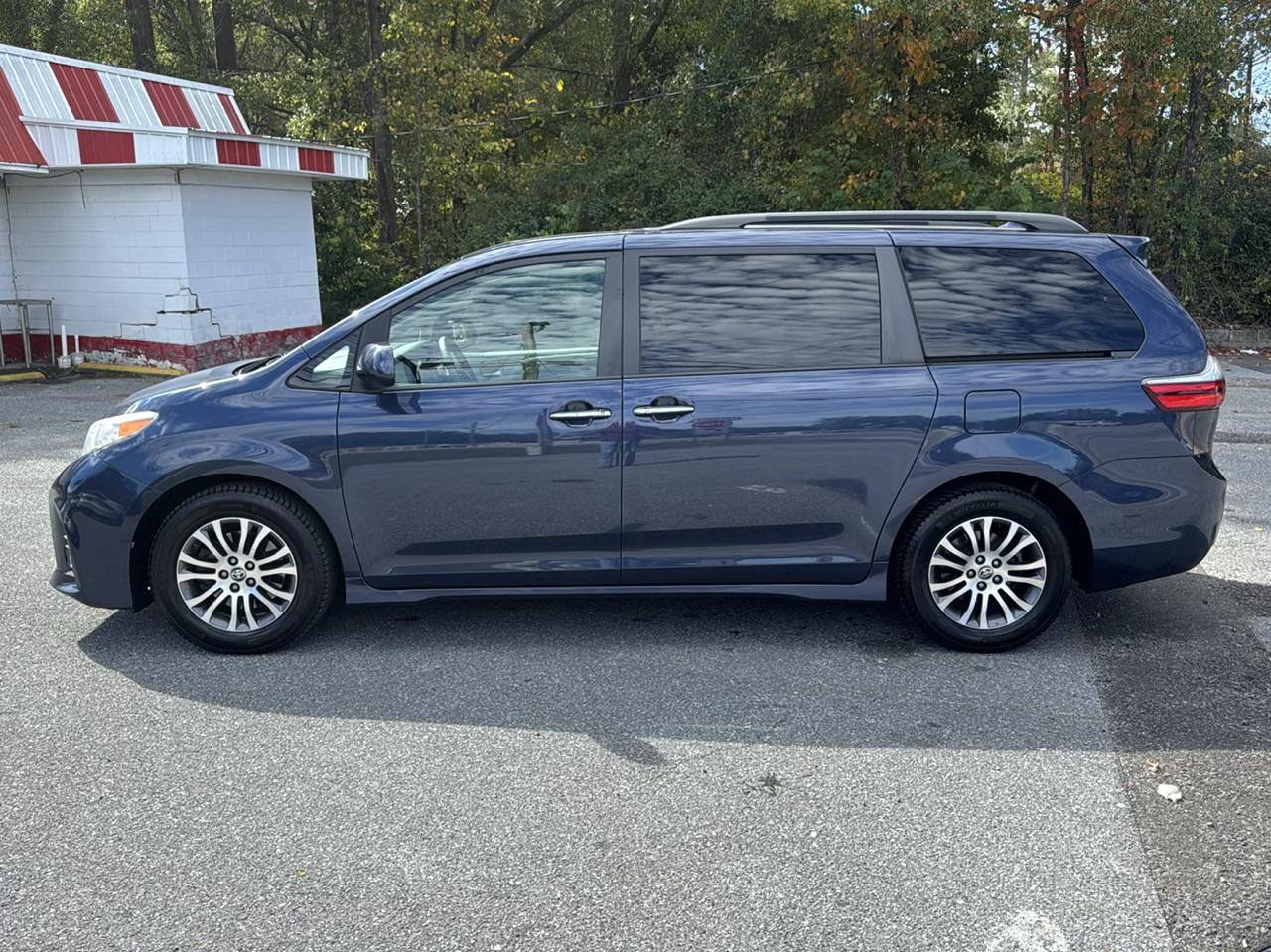 Toyota Sienna Limited Premium 7-Passenger 2020