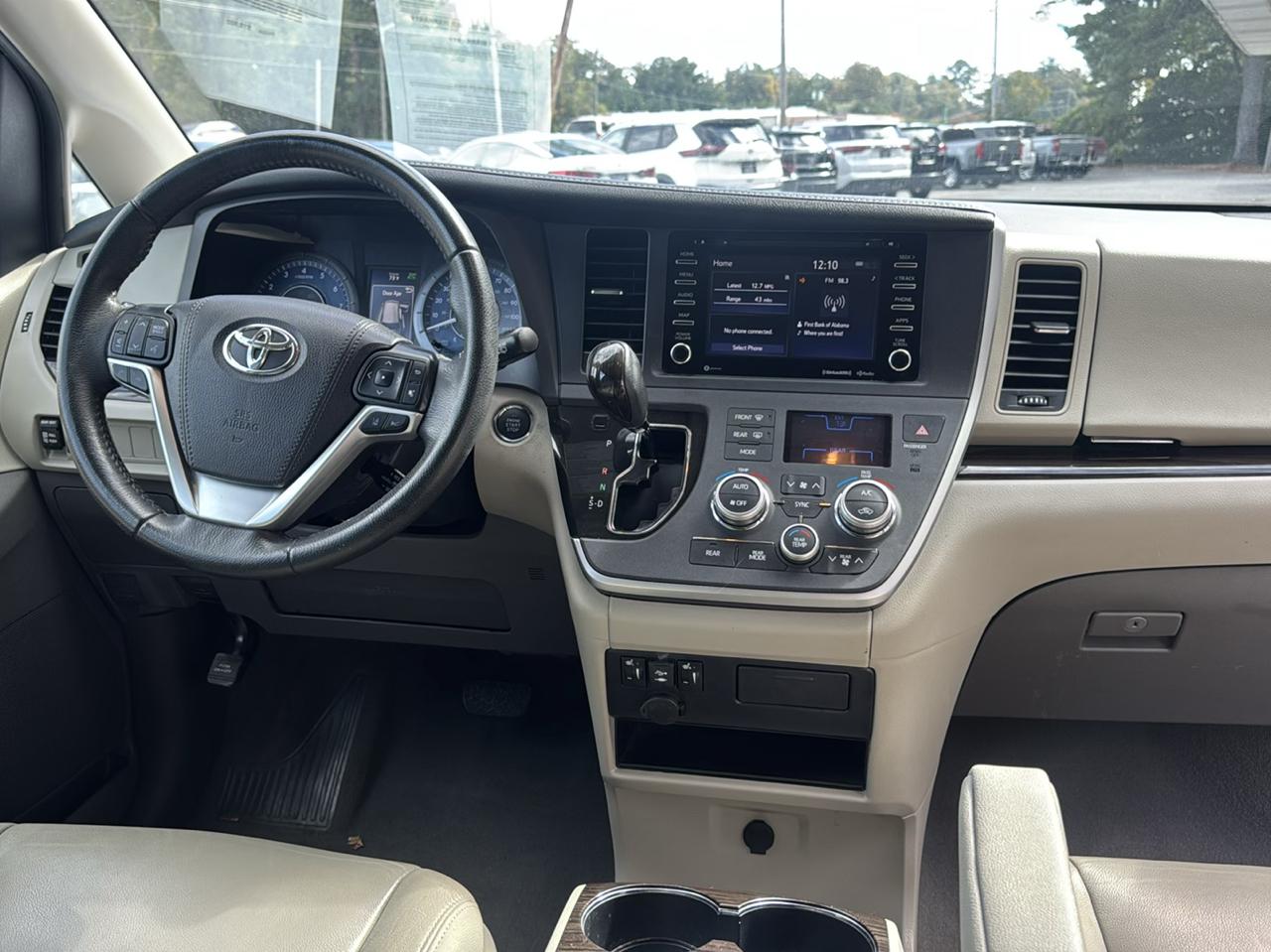 Toyota Sienna Limited Premium 7-Passenger 2020