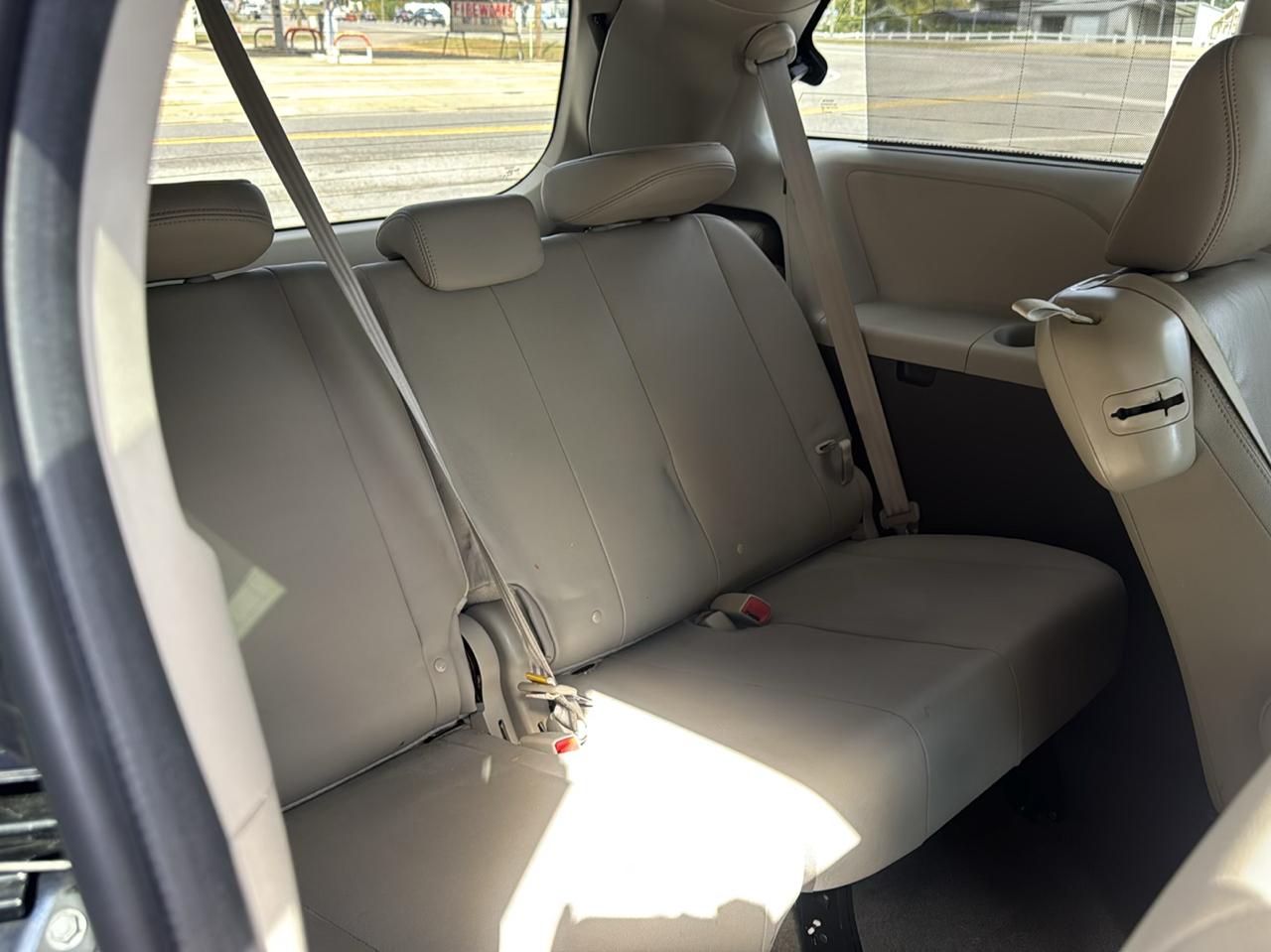 Toyota Sienna Limited Premium 7-Passenger 2020