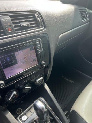 Volkswagen Jetta  2016