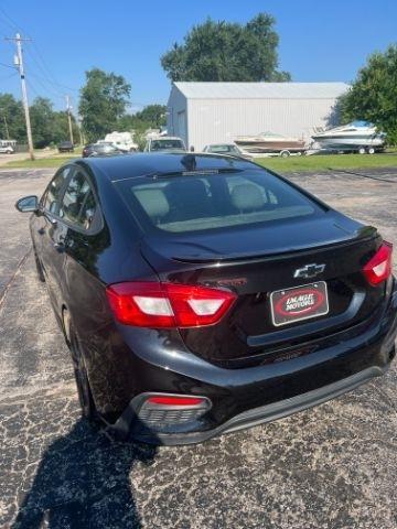 Chevrolet Cruze  2018