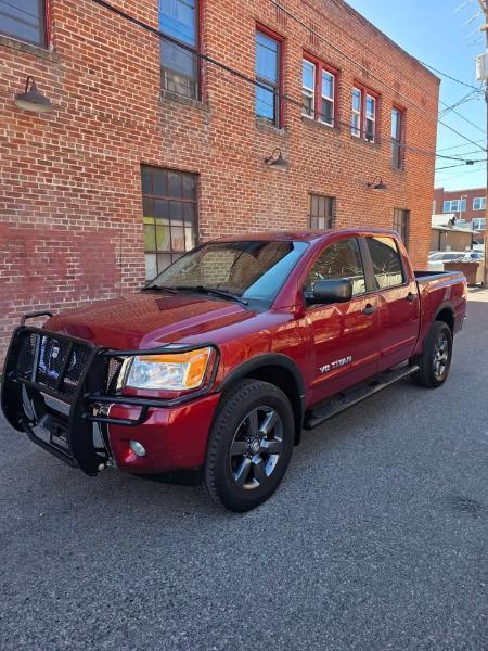 Nissan Titan  2015