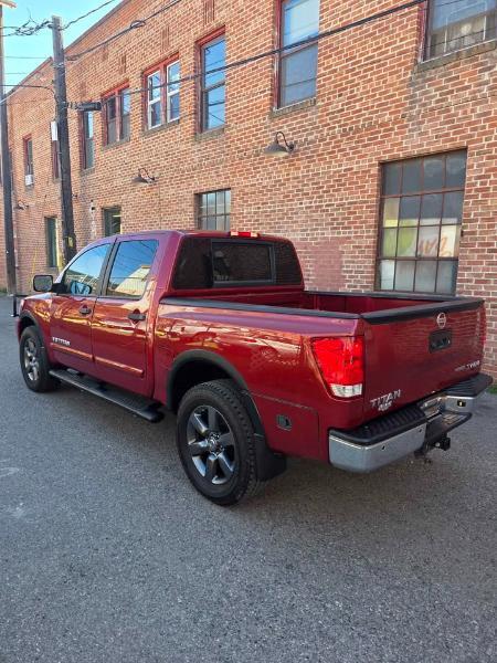 Nissan Titan  2015