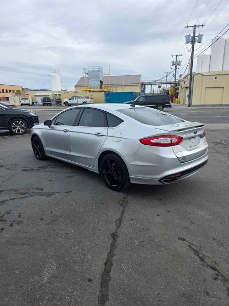 Ford Fusion  2016