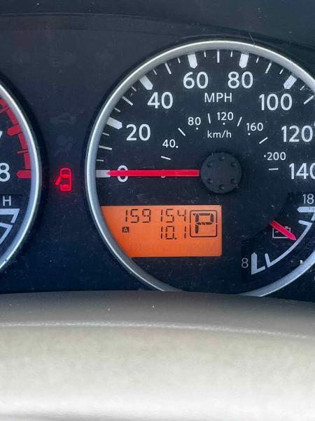 Nissan Pathfinder  2012