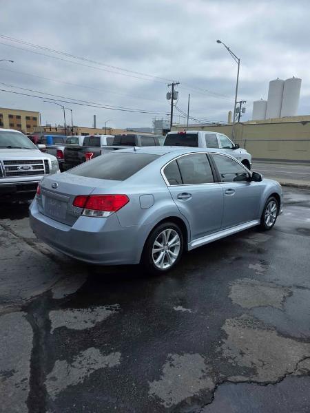 Subaru Legacy  2014